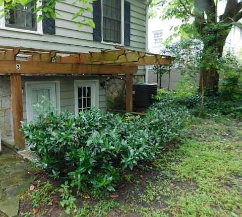2nd image of 1742 Monroe Dr NE APT C