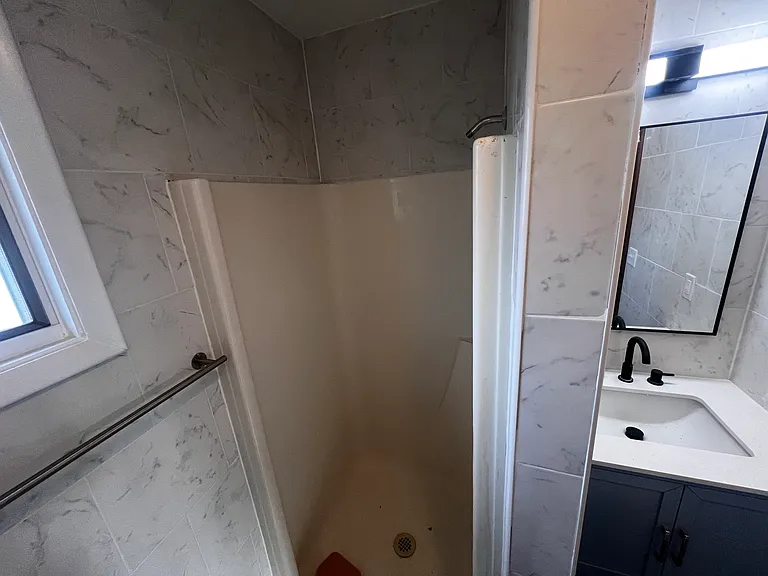 807 S 8th St — Photo 12