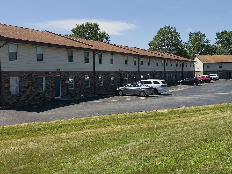 307 N Prairieview Rd