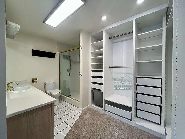137 Pixley Ave — Photo 11