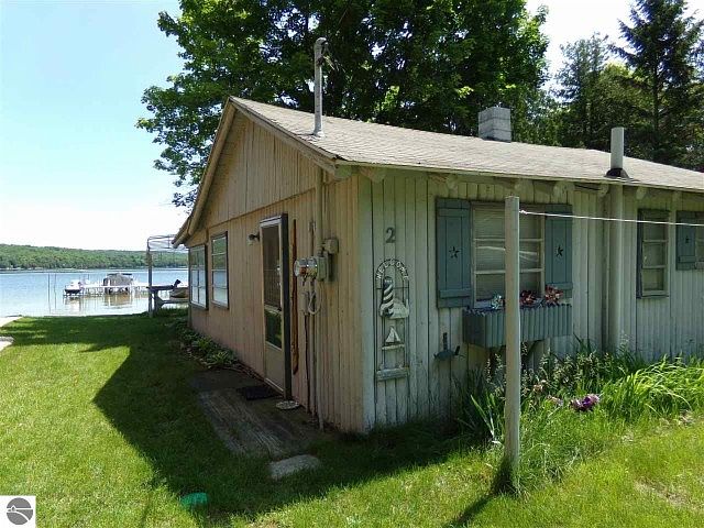 1st image of 433 Lanell Ln #2
