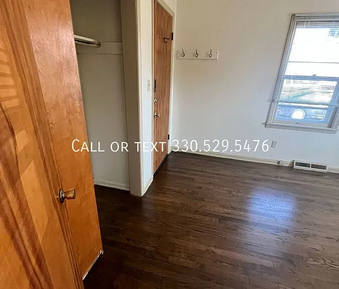 24 Grand Ave #1 — Photo 7