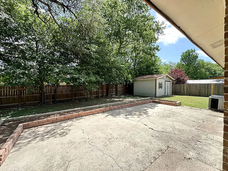 1003 Beaver Trl — Photo 30