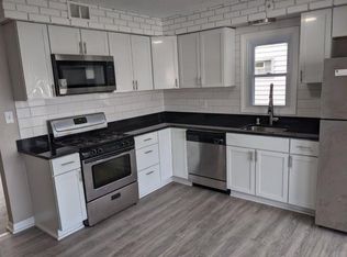 1818 W Howard Ave, Milwaukee, WI 53221