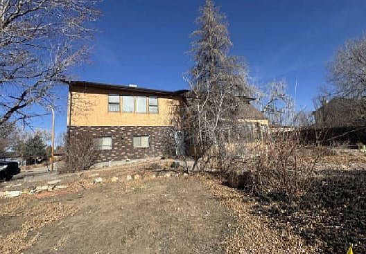 1st image of 61 Ironweed Dr