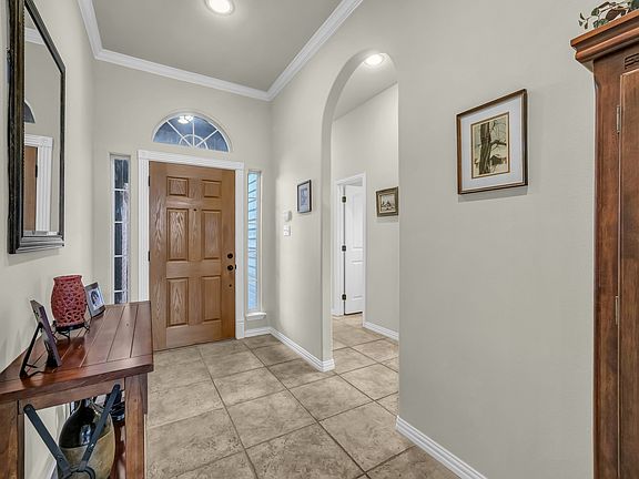 4th image of 8228 Fall Crest Dr