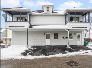 74 Hollis St #2R, Woonsocket, RI 02895