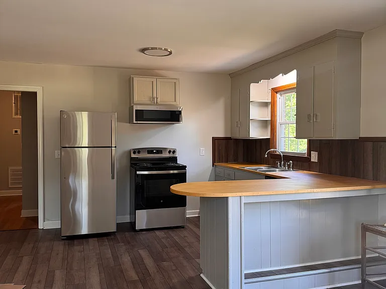 4055 Cluster Springs Rd — Photo 7