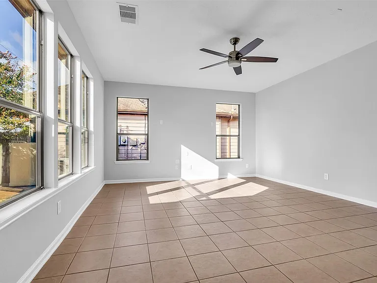 29488 Salem Fields Dr — Photo 17