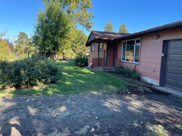 33664 Hampton Rd, Eugene, OR 97405
