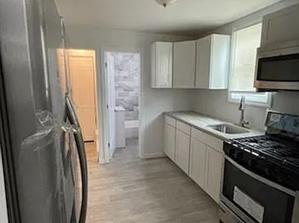 28A Highland Ave