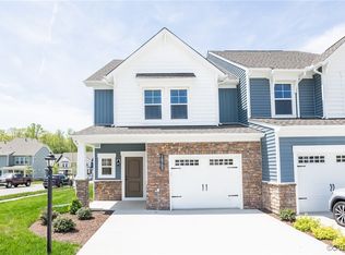 18703 Palisades Rdg, Moseley, VA 23120