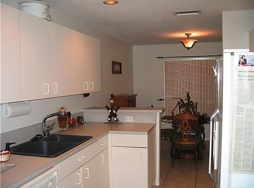 3rd image of 2925 NW 99th Ter
