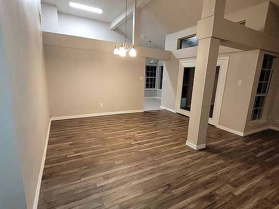 3rd image of 8006 Yacht Club Dr