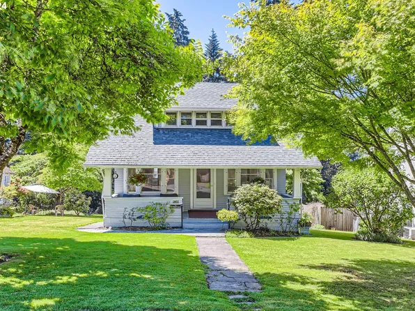 9249 SW 8th Ave, Portland, OR 97219