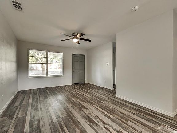 5th image of 900 Mardi Gras Ln