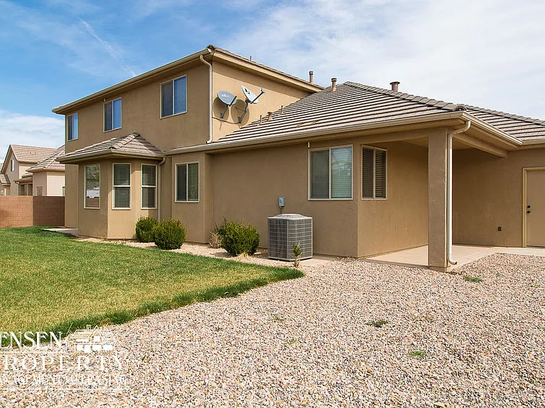 2570 S Songbird Cir — Photo 27