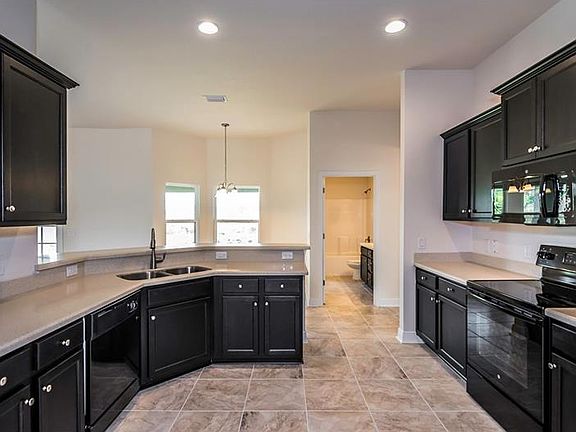 3rd image of 13009 SW Pembroke Cir S