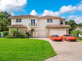 2342 Holly Ln, Palm Beach Gardens, FL 33410