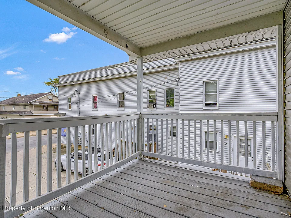 108 E Market St #2