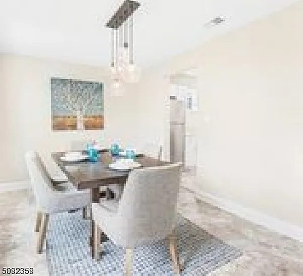 526 E Broad St #2 — Photo 9