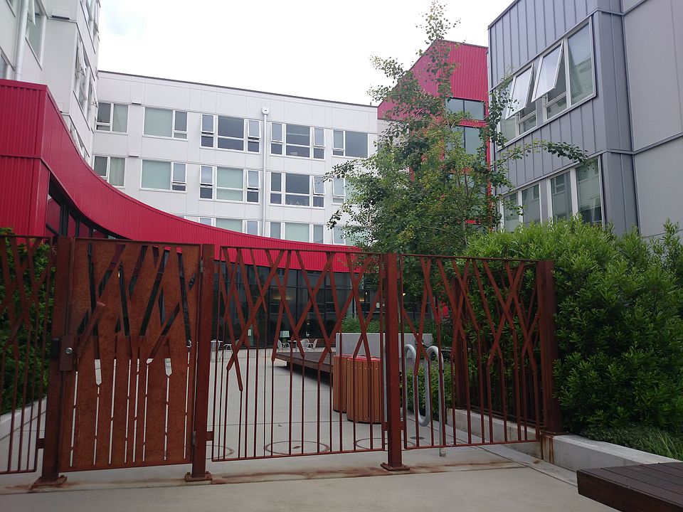 2nd image of 600 12th Ave