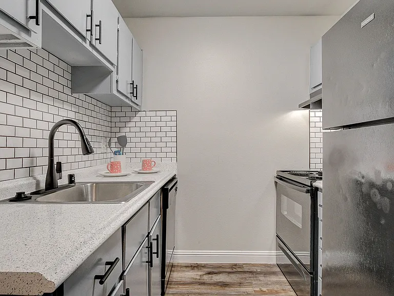 Cameron Apartments For Rent in Las Vegas