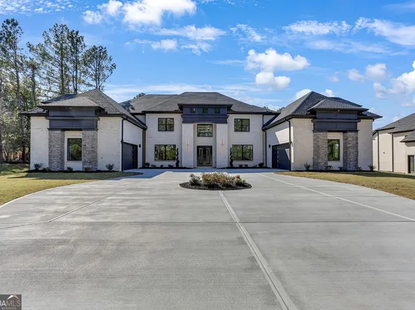 3625 Oak Grove Rd SW, Loganville, GA 30052