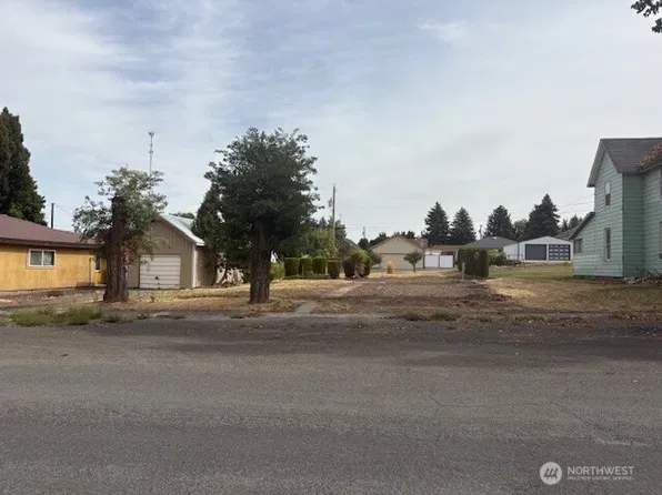 306 S 1st, Harrington, WA 99134