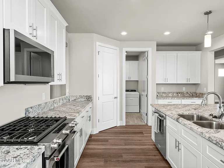 15689 E Orchard View Rd — Photo 11