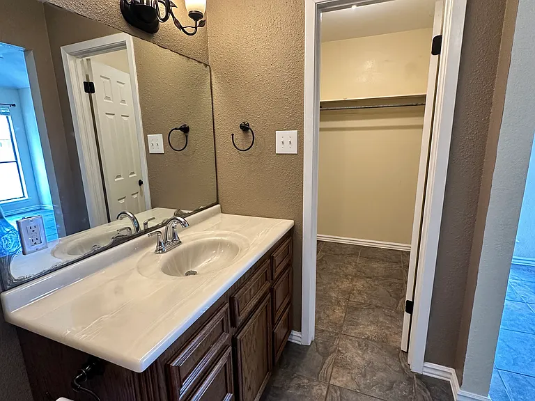 2230 Baffin Bay Dr — Photo 6