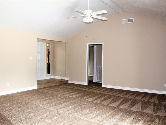 3rd image of 22727 Merrymount Dr