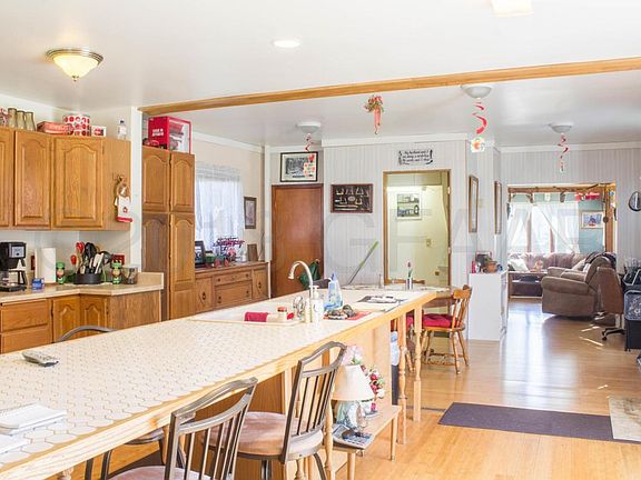 3rd image of 302 N Spokely Ave