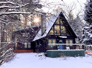 55 Watts Ln, Stowe, VT 05672