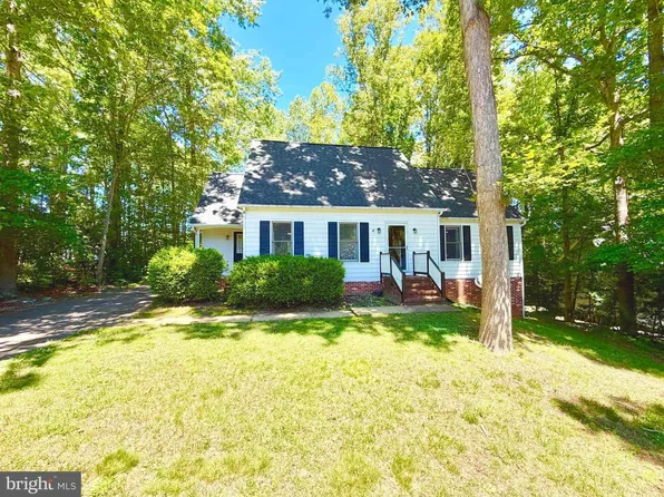609 Stonewall Ln, Fredericksburg, VA 22407