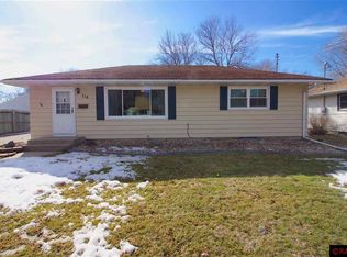 114 N Black Eagle Dr, Mankato, MN 56001