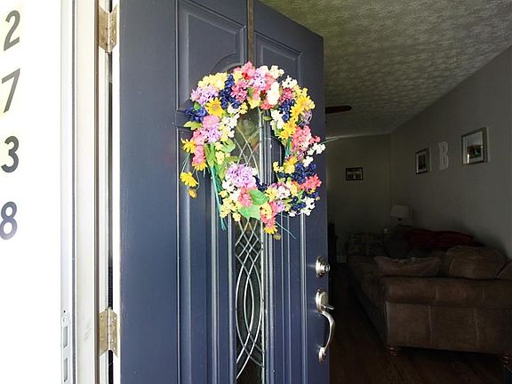 2nd image of 2738 Daniels Ave