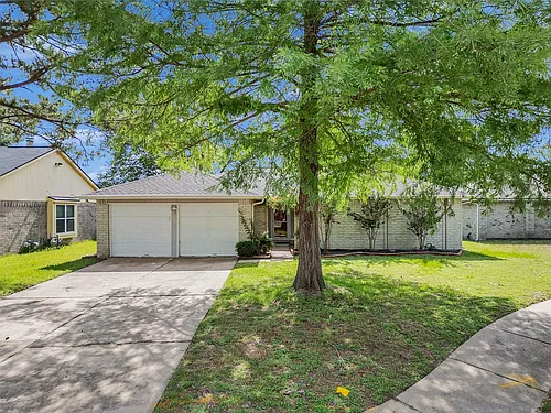 2554 Olympus Dr Photo 1