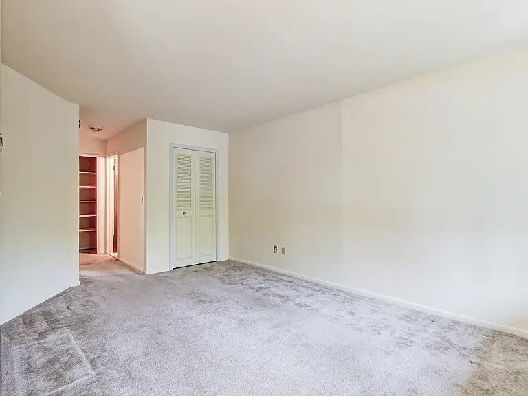 34630 Glenwood Rd — Photo 14