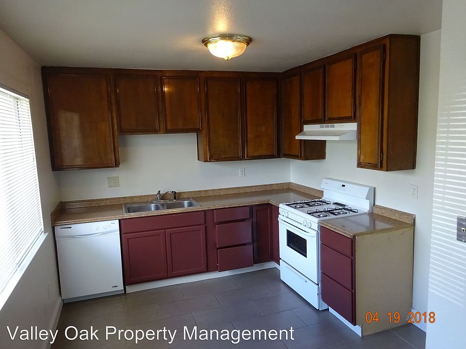 2nd image of 1312 Clevenger Dr APT 1