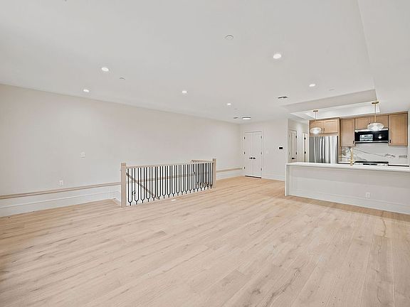 3rd image of 266 10th St