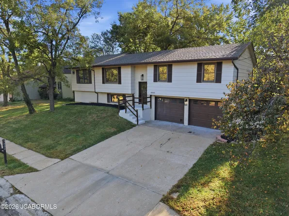 3000 Greenbriar Dr, Columbia, MO 65203