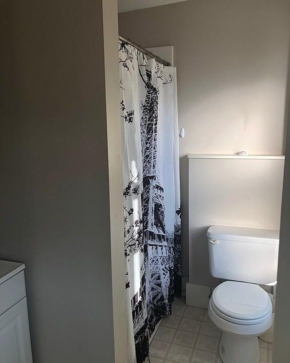 2nd image of 3 S Green St #2
