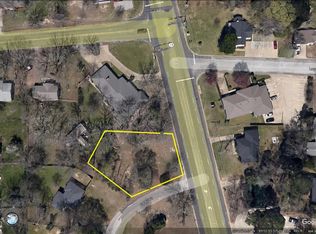 902 S Palestine St, Athens, TX 75751