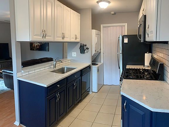 4th image of 1489 Woodcutter Ln Unit D