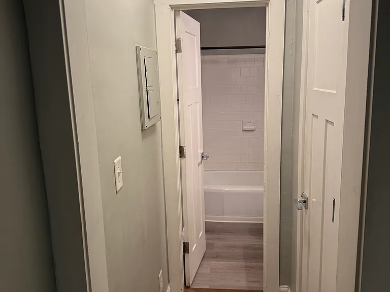 104 Bart St #104 — Photo 6
