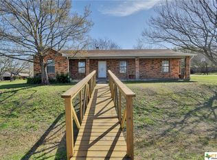 1313 Huntington Trl, Round Rock, TX 78664