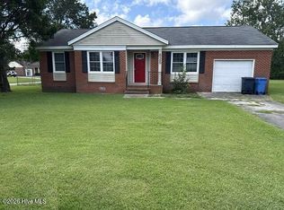 625 Winchester Rd, Jacksonville, NC 28546