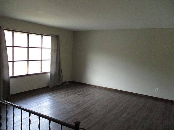 3rd image of 3209 Buckeye Dr