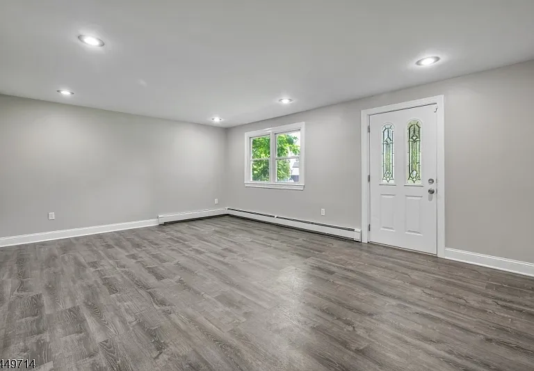 2 Stiles Ln — Photo 9
